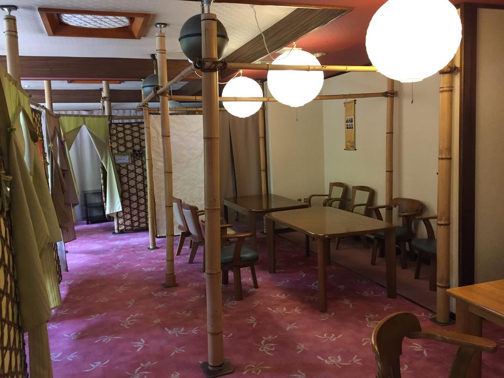 Hôtel Kinryuen à Numata  Extérieur photo
