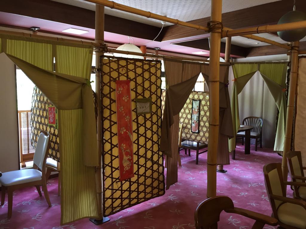 Hôtel Kinryuen à Numata  Extérieur photo